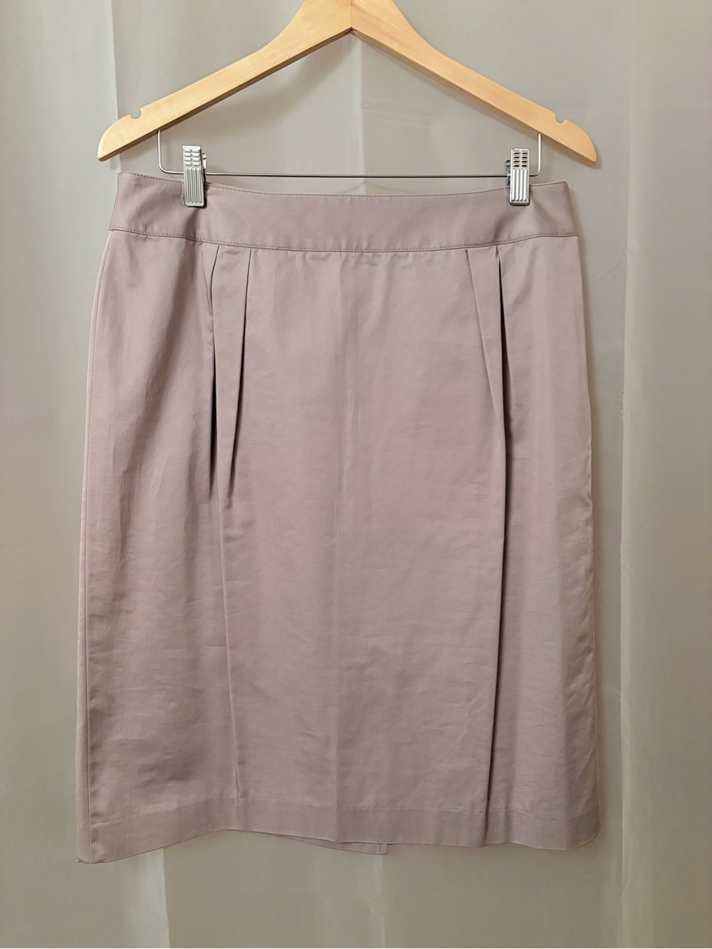 NWOT Calvin Klein Luxe Poplin Bubble Pleated Pencil Skirt - Neutral Grey